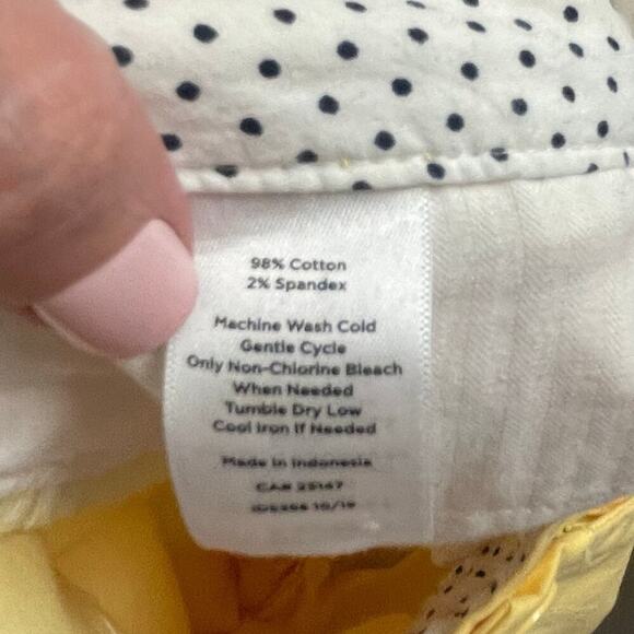 Talbots Perfect Crop Size 14 Butter Yellow Pants Travel Coastal Minimalist - Picture 3 of 4